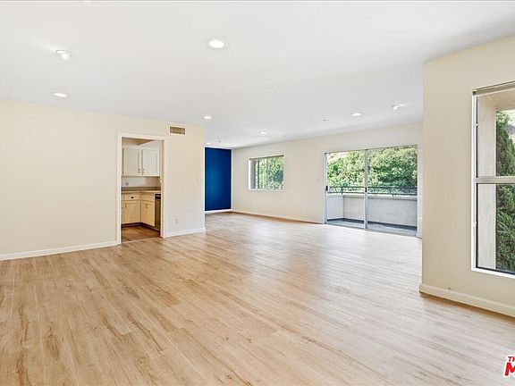 2nd image of 6736 Hillpark Dr APT 302