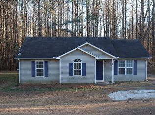 412 Southern Trace Dr, Rockmart, GA 30153