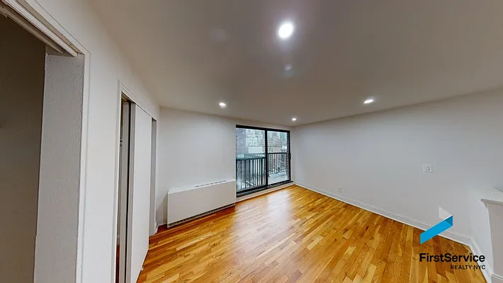 Rented by FirstService Realty (legacy) | media 28