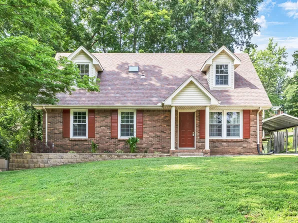 403 Crabtree Cir, Clarksville, TN 37040
