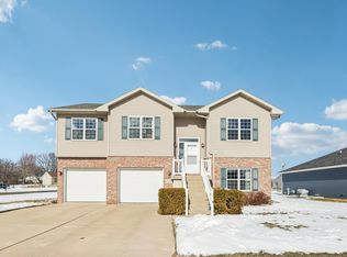 315 Valley View Dr, Rio, WI 53960