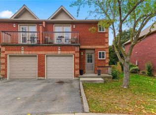 34 Dynasty Ave #33, Hamilton, ON L8G 5C8