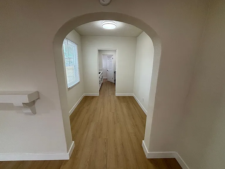 24339 Myers Ave — Photo 6