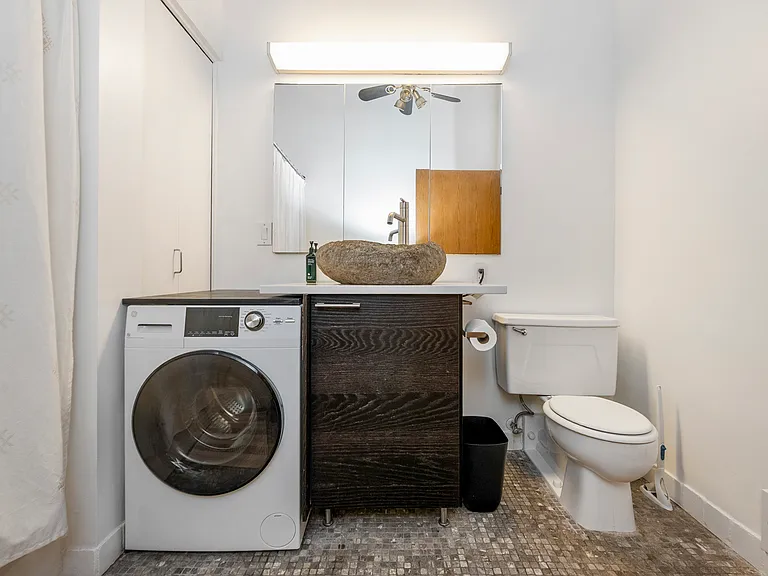 1314 NW Irving St #612 — Photo 19