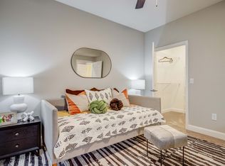 Signature Point Apartment Homes, League City, TX 77573