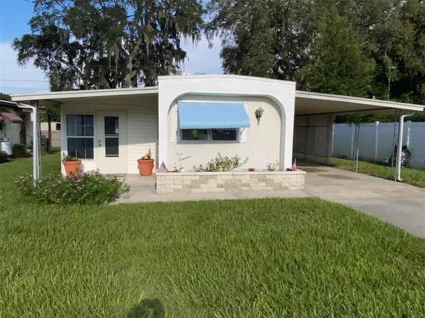 5042 Little Lake Ct, Zephyrhills, FL 33542