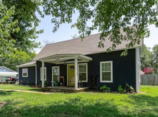 702 E Cherry St, Noble, OK 73068