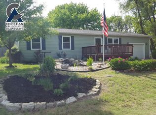 203 S Clay St, Riley, KS 66531