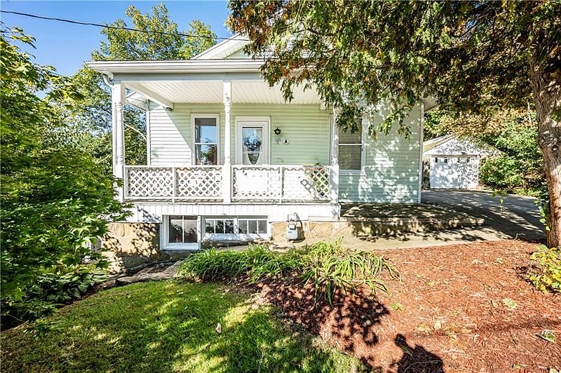 1st image of 118 Underwood Ave