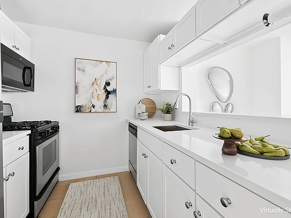 3rd image of 520 W 23rd St APT 10E