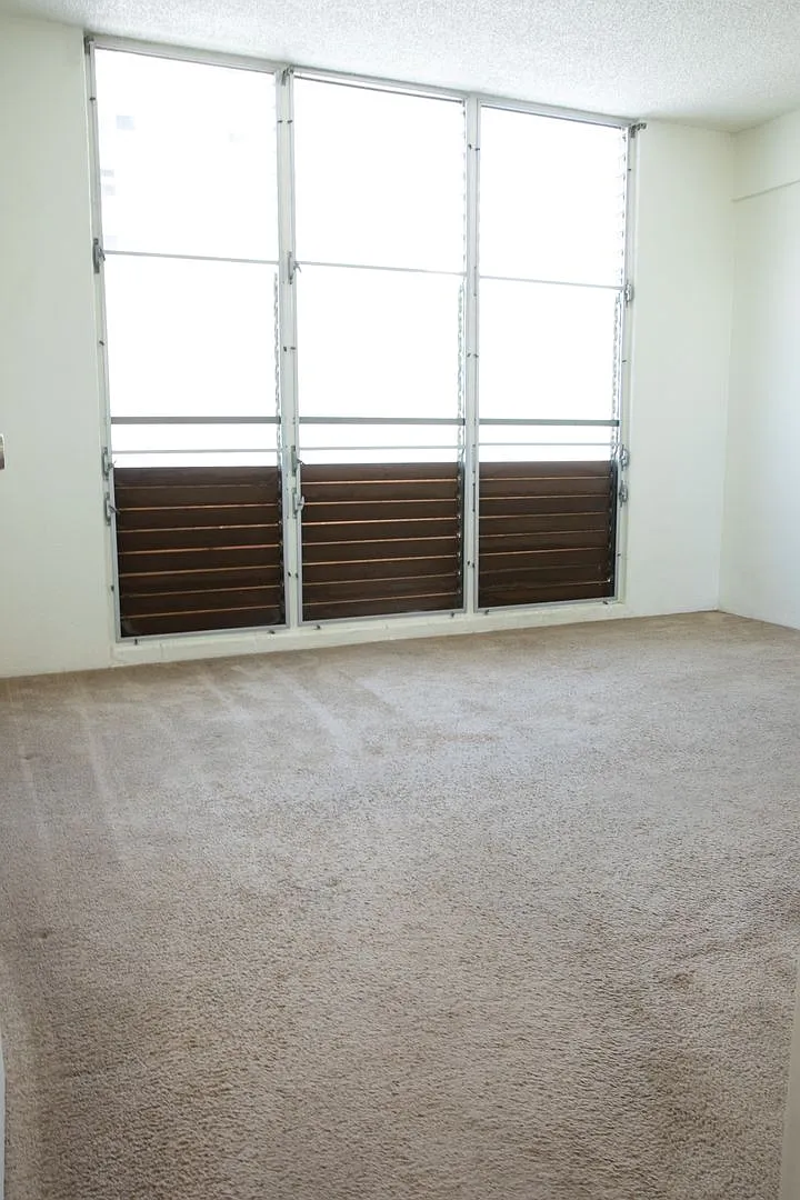 2 BR/ 1 Bath Low- rise Apartment — Photo 4