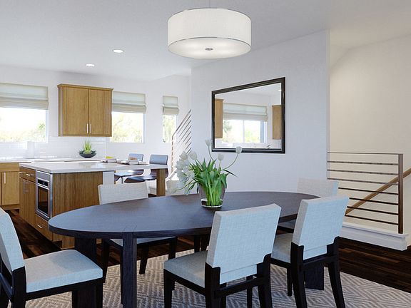 3rd image of 13123 W Victory Blvd