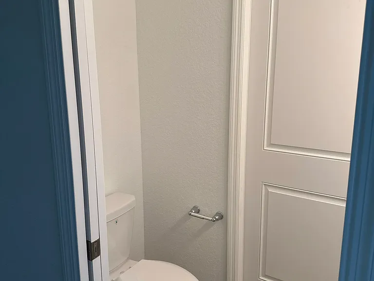 7796 Lakes Edge Ln — Photo 20