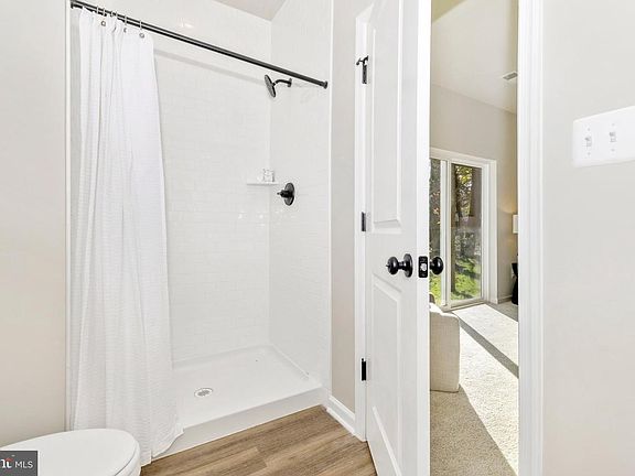 4th image of 308D Baughmans Ln