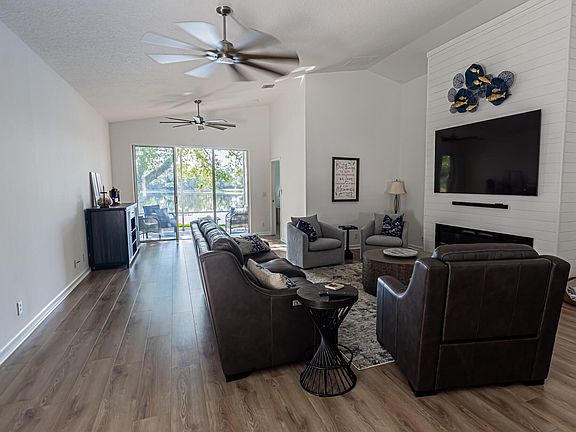 4th image of 309 NW Alana Avenue