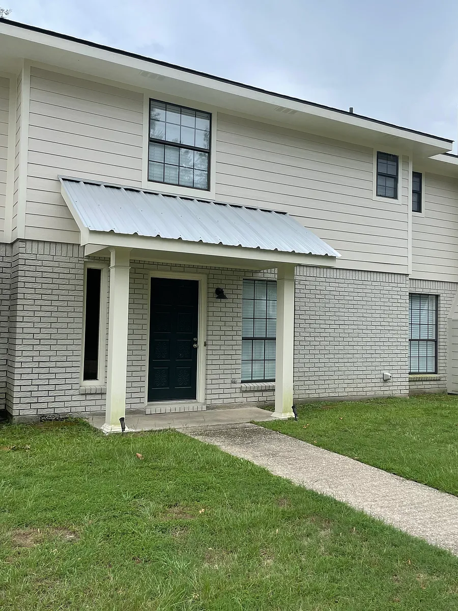 Building Photo - 107 W Crockett St #107