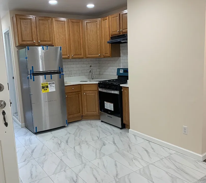 27-41 Butler St #1