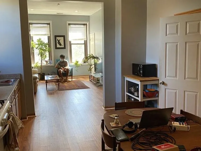 dining area - previous tenants' furnishing