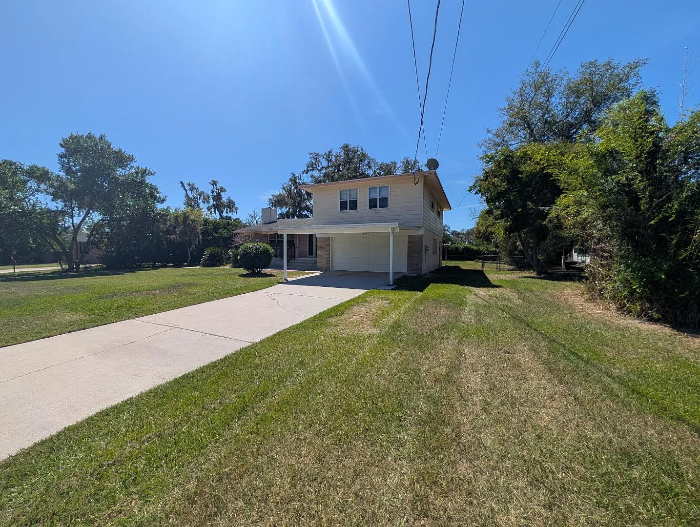2834 Woodland Dr — Photo 1