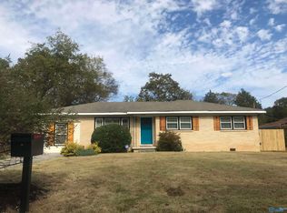 4036 Knollbrook Dr NW, Huntsville, AL 35810