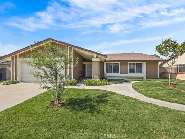 317 E Meadowbrook Ave, Orange, CA 92865