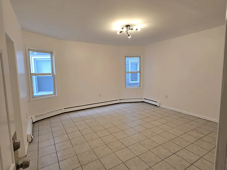 79 Eaton Pl #1 — Photo 8