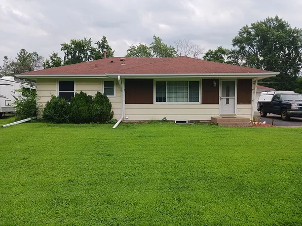 11217 Bittersweet St NW, Coon Rapids, MN 55433