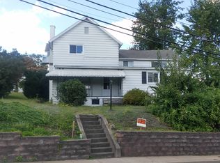 1006 S Valley Ave, Olyphant, PA 18447