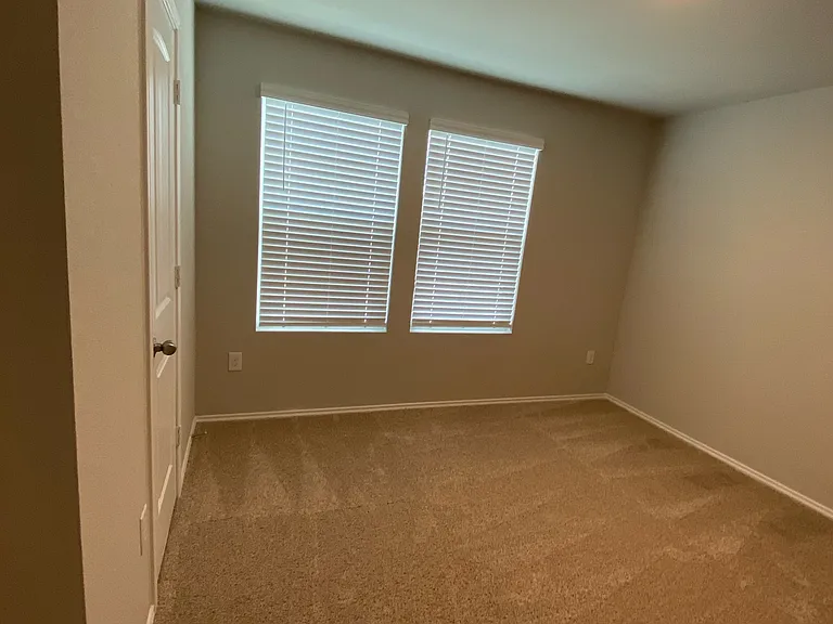 6121 Ronee Leah Dr — Photo 32