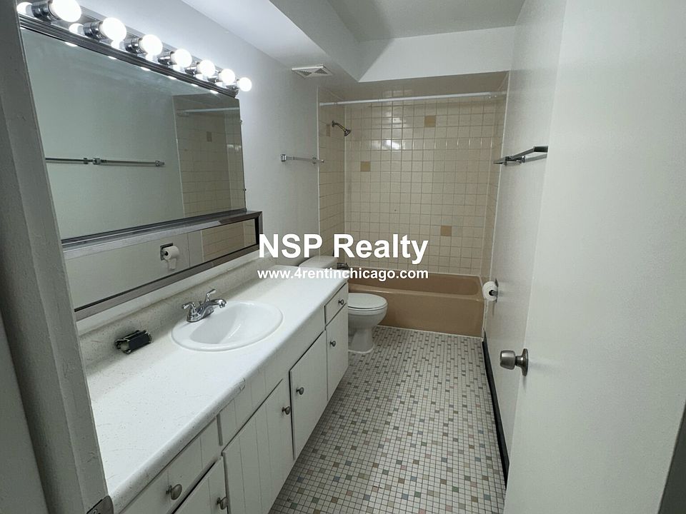 2nd image of 530 N Mill Rd #3M