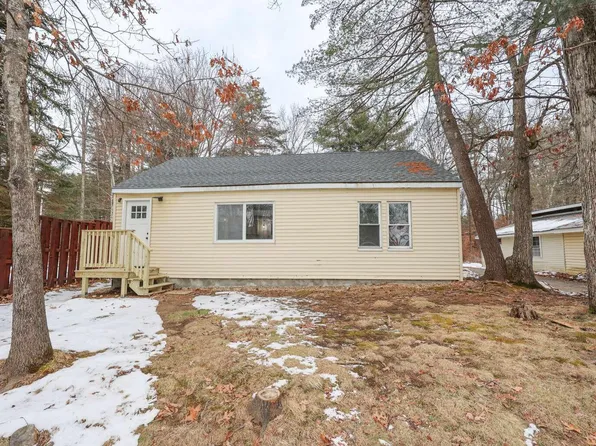 40 Hutchinson Street, Sanford, ME 04073