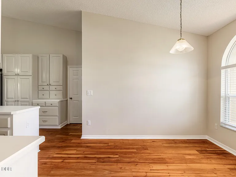 109 Brookhollow Cir — Photo 9