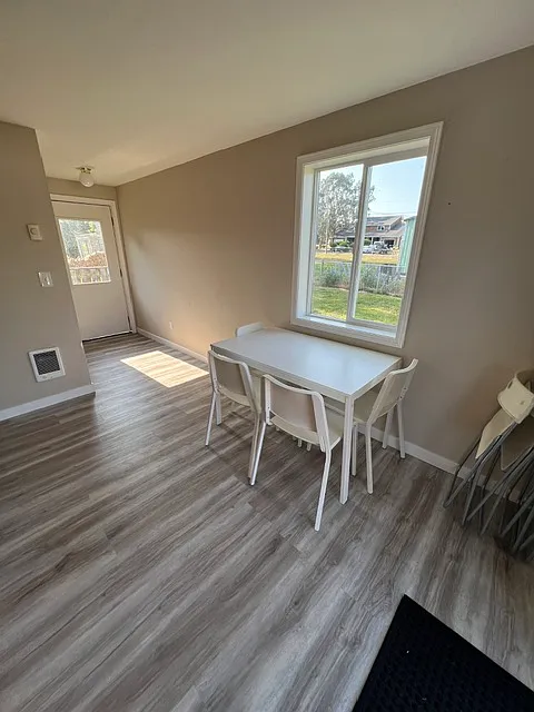 2 bed, 1303 sqft, $3,000 — Photo 3