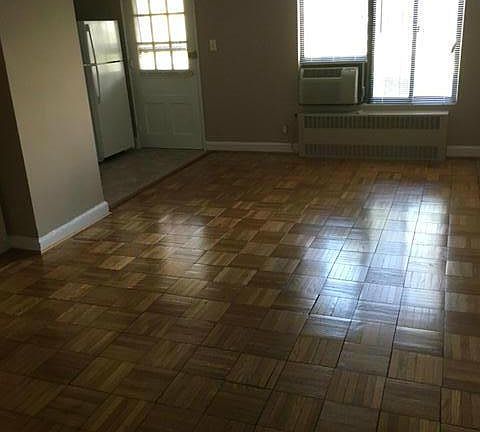 5th image of 1581 N Colonial Ter APT 102X