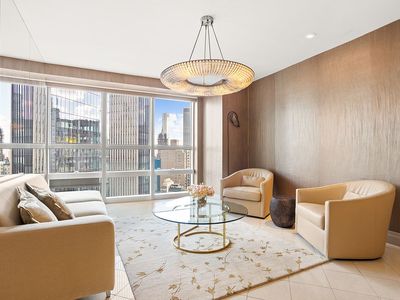 146 W 57th St APT 39B, New York, NY, 10019