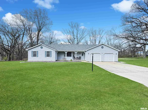 825 N Sunset Dr, Peoria, IL 61604