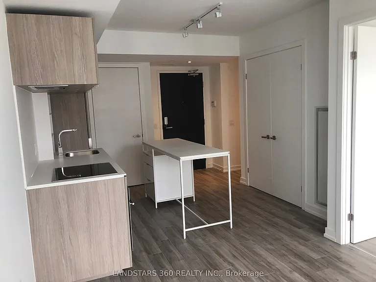 77 Shuter St #1212 — Photo 5