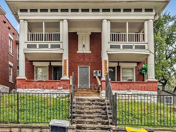 2nd image of 3224-3226 E 8th St APT 2E
