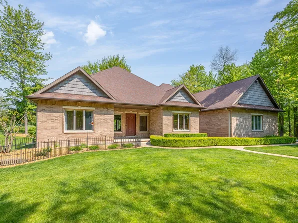 6511 Dublin Dr, Stanwood, MI 49346