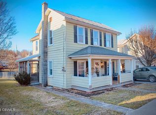 82 Broad St, Montgomery, PA 17752