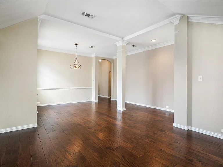 3929 Autumn Ln — Photo 6