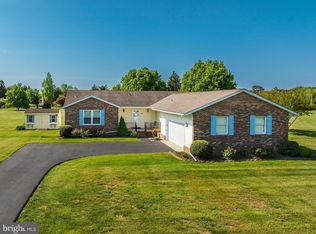 64 Long Creek Dr, Stevensville, MD 21666
