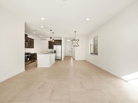 Welcome to the 2070 floorplan