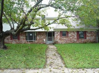 1110 Bobbie Ln, Garland, TX 75042
