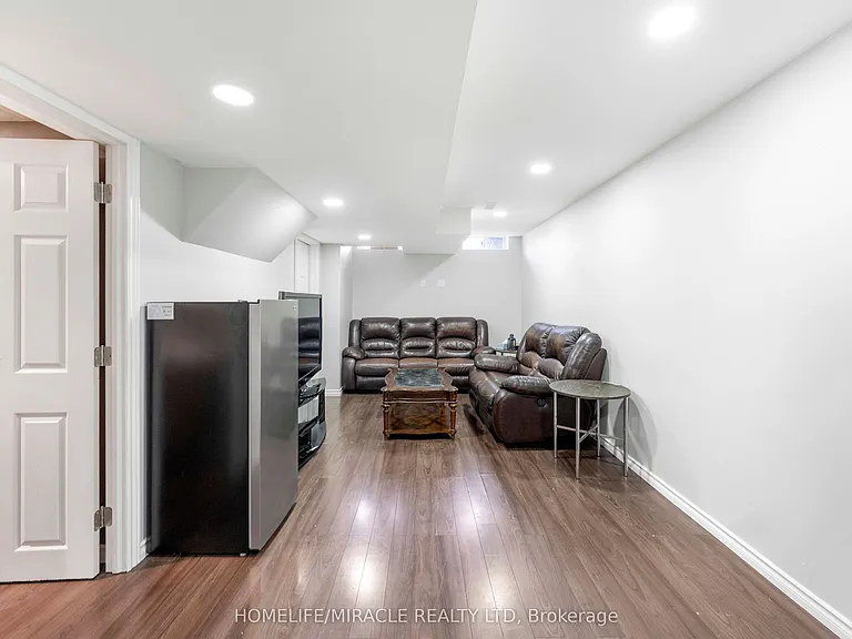 1619 Frolis St — Photo 28
