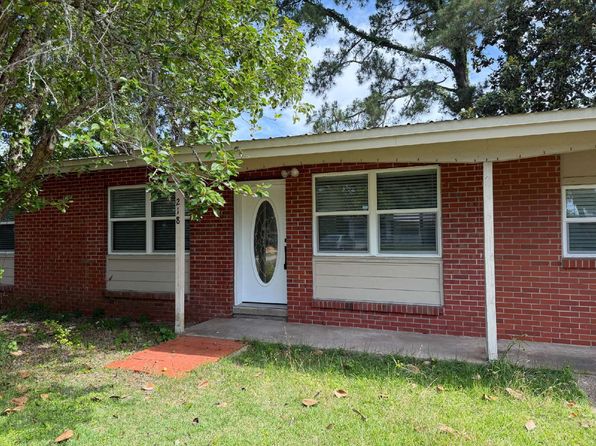 218 Rose Marie Ln SW