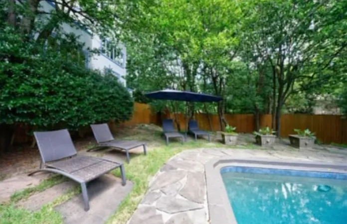 pool