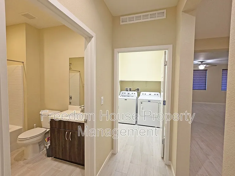 4882 E Beacon Ridge Dr — Photo 18