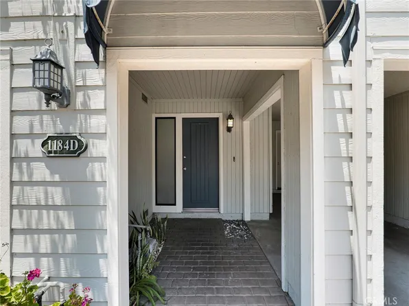 1184 S Westlake Blvd #D, Westlake, CA 91361