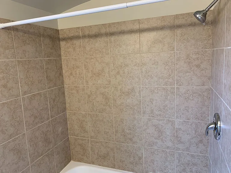 2636 N Leclaire Ave — Photo 13